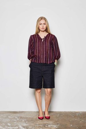 FEODORA blouse + CARMEN shorts